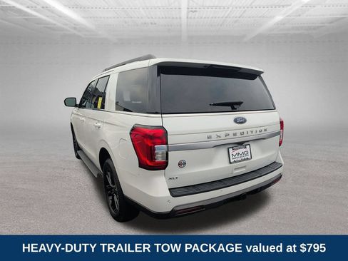 Used 2022 Ford Expedition XLT AWD/4WD image 6