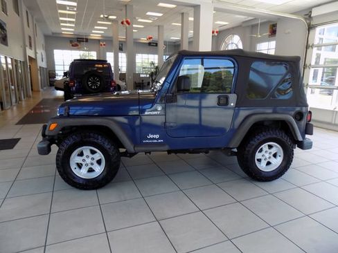 Used 2005 Jeep Wrangler Sport w/ 30" Tire & Wheel Group AWD/4WD image 4