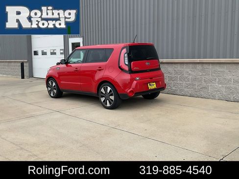 Used 2015 Kia Soul ! image 3