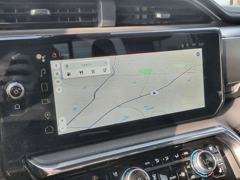 Used 2024 GMC Sierra 2500 Denali w/ Denali Reserve Package image 14