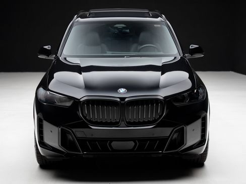 Used 2025 BMW X5 sDrive40i w/ M Sport Package RWD image 6