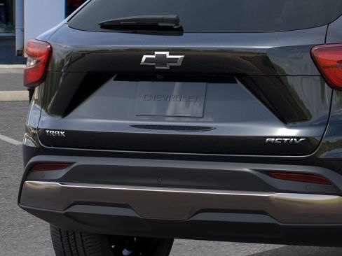 New 2026 Chevrolet Trax ACTIV FWD image 14