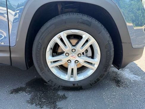 Certified 2024 GMC Terrain SLE w/ Driver Convenience Package FWD image 29