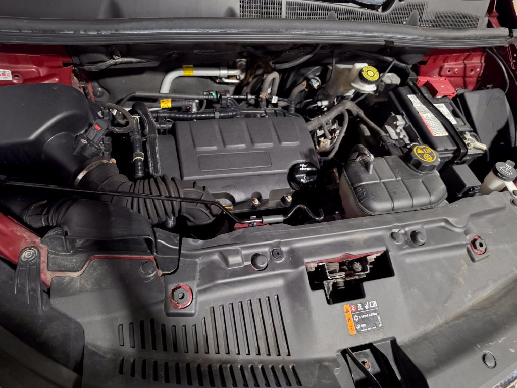 Used 2021 Buick Encore Preferred FWD image 9