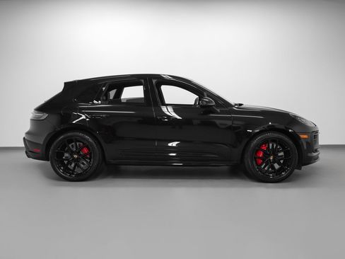 Certified 2023 Porsche Macan GTS image 13