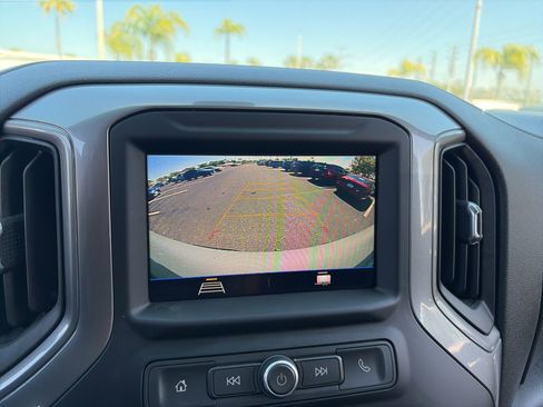 Used 2022 Chevrolet Silverado 1500 Custom image 13