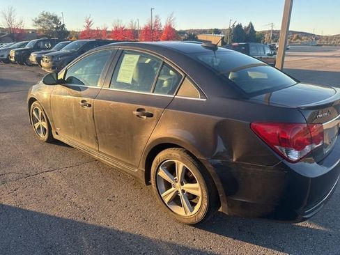 Used 2015 Chevrolet Cruze LT w/ Sun, Sound and Sport Package image 14