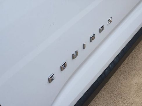 Used 2026 Chevrolet Equinox LT FWD image 10