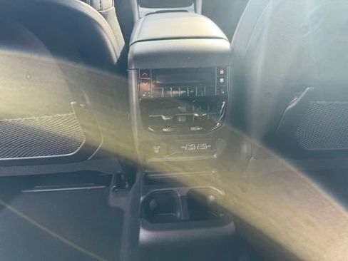 New 2025 Jeep Grand Cherokee L Limited w/ Luxury Tech Group II image 18