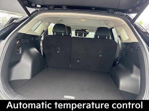 Certified 2026 Kia Sportage EX FWD image 16
