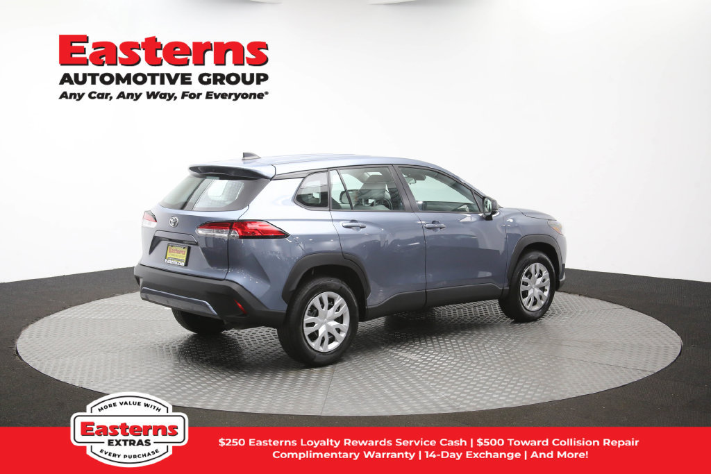Used 2025 Toyota Corolla Cross L FWD image 41