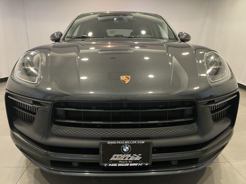 Used 2022 Porsche Macan GTS AWD/4WD image 2
