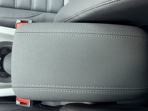 New 2025 Alfa Romeo Tonale w/ Premium Package image 28