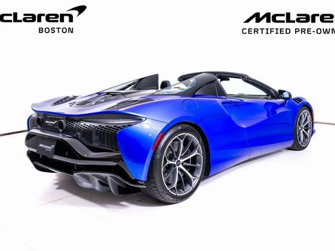 Used 2025 McLaren Artura Spider RWD image 7