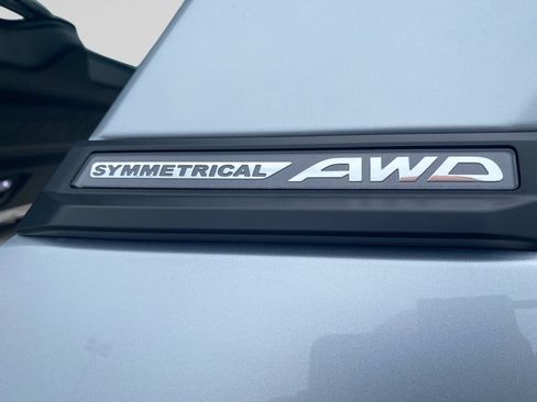 Used 2025 Subaru Forester Touring AWD/4WD image 18