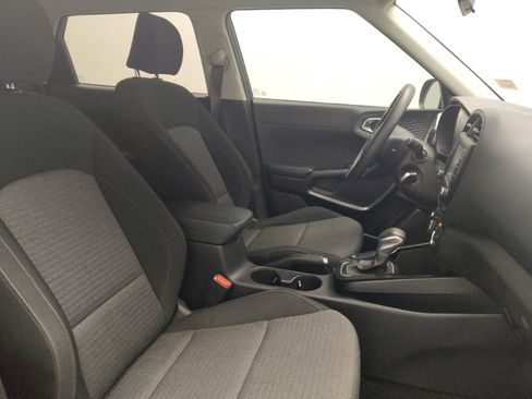 Used 2020 Kia Soul S image 21