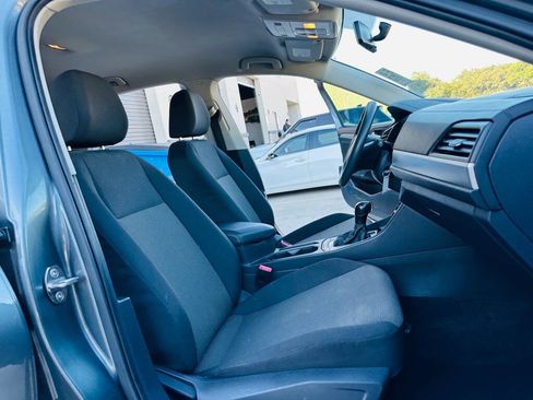 Used 2019 Volkswagen Jetta SE image 21