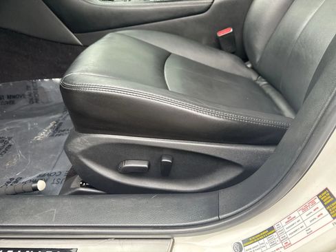 Used 2017 INFINITI Q50 3.0t Premium w/ 3.0T Premium Plus Package image 14