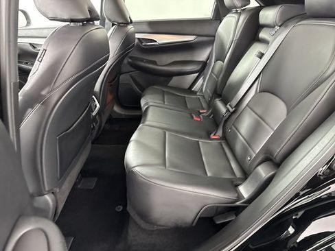 Used 2021 INFINITI QX50 Luxe w/ Appearance Package AWD/4WD image 24