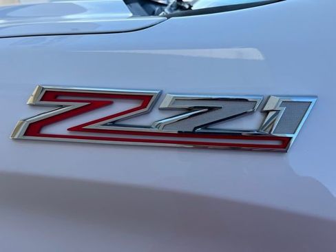 Used 2019 Chevrolet Silverado 1500 LT w/ All-Star Edition image 27