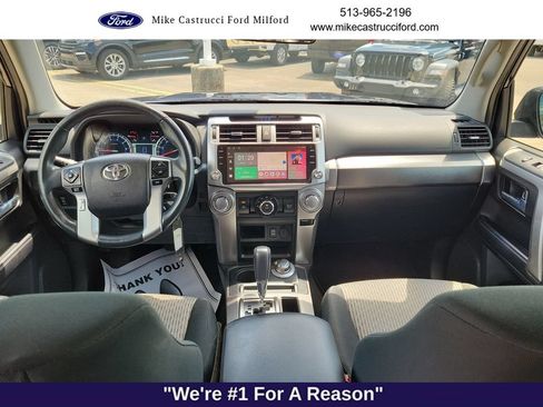 Used 2018 Toyota 4Runner SR5 AWD/4WD image 10