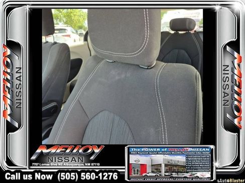 Used 2023 Chrysler Voyager LX FWD image 18