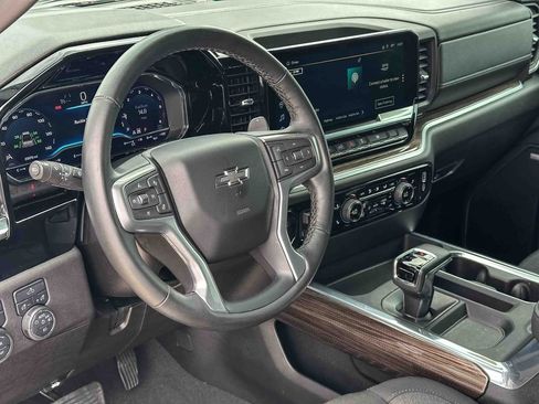 Used 2024 Chevrolet Silverado 1500 RST w/ Texas Edition Plus AWD/4WD image 12