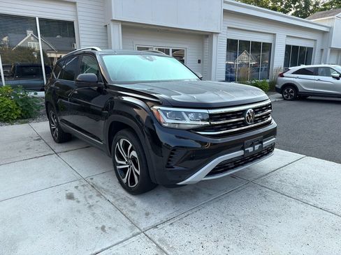 Used 2023 Volkswagen Atlas SEL AWD/4WD image 5