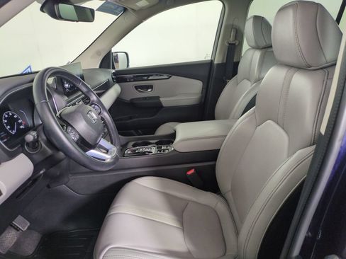 Certified 2024 Honda Pilot EX-L image 13