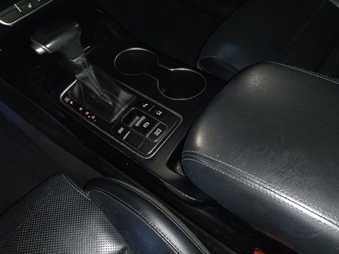 Used 2020 Kia Sorento SX image 26