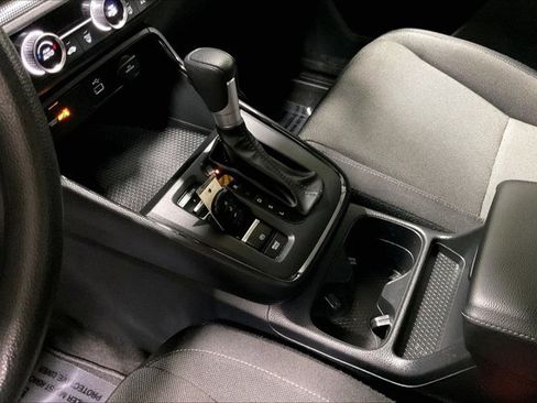 Used 2025 Honda CR-V LX image 17