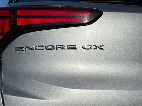 Used 2023 Buick Encore GX Select image 11
