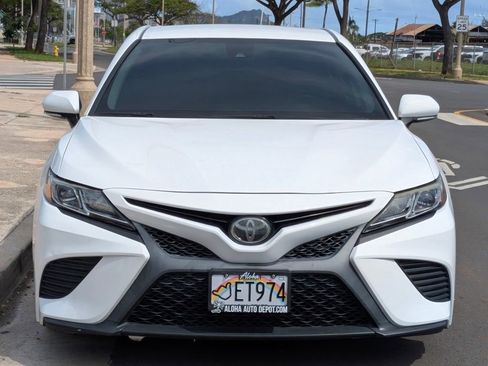 Used 2019 Toyota Camry SE image 7