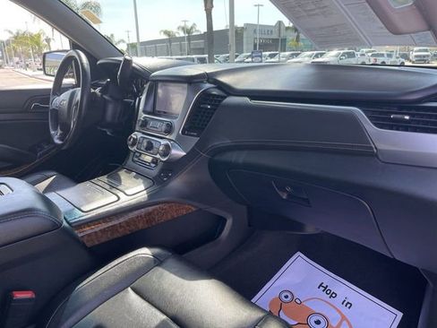 Used 2019 Chevrolet Suburban Premier image 31