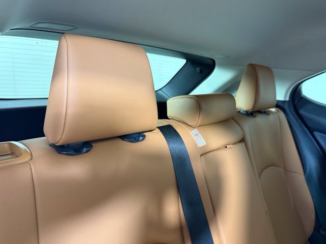 Used 2022 Lexus UX 200 FWD image 28