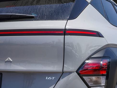 New 2026 Hyundai Kona SEL Premium FWD image 7