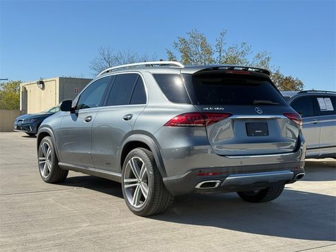 Used 2022 Mercedes-Benz GLE 350 w/ Premium Package image 7