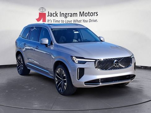 New 2026 Volvo XC90 B5 Ultra w/ Lounge Package image 7