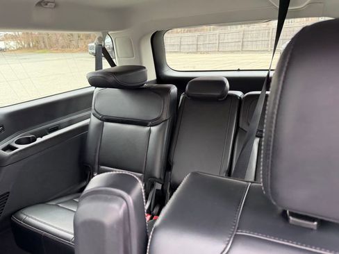 Used 2025 Ford Expedition Max Platinum image 11