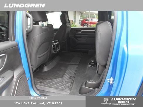 Used 2022 RAM 1500 Big Horn AWD/4WD image 9
