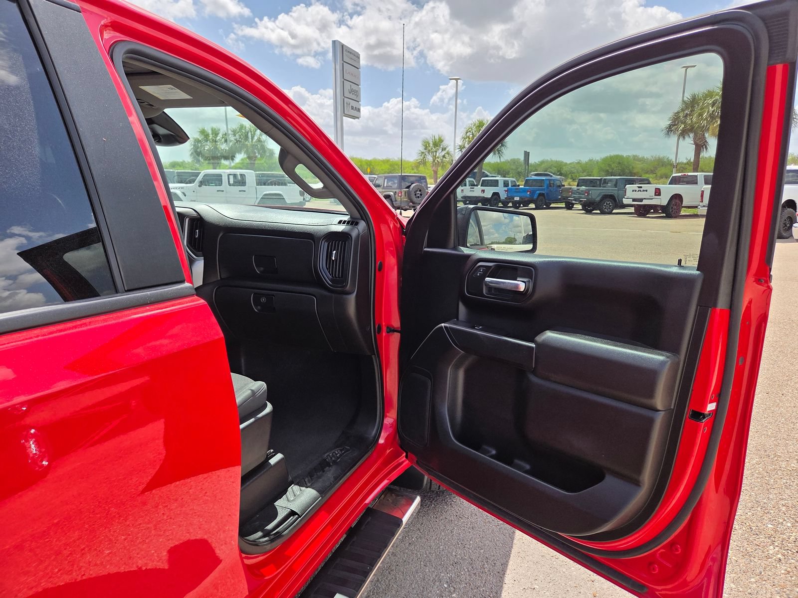 Used 2024 Chevrolet Silverado 1500 Custom w/ LPO, Dark Essentials Package RWD image 20