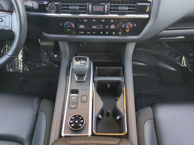 Used 2024 Nissan Pathfinder SL w/ SL Premium Package AWD/4WD image 19