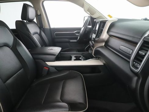 Used 2020 RAM 1500 Laramie image 32