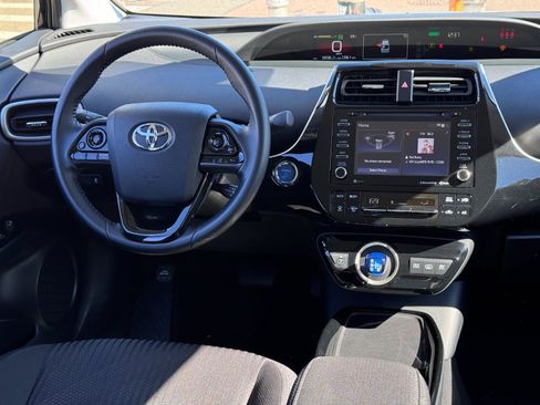 Used 2021 Toyota Prius Prime LE image 26
