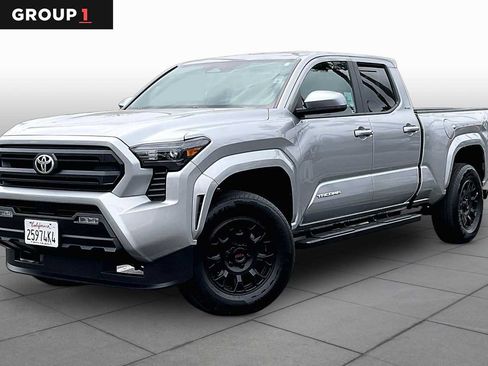 Certified 2025 Toyota Tacoma SR5 RWD image 1