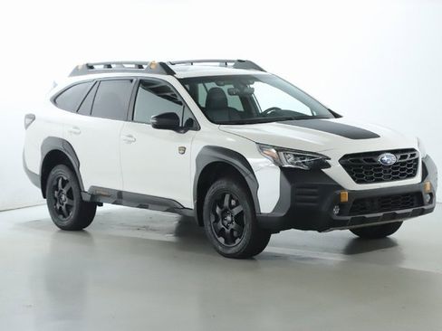 Certified 2022 Subaru Outback Wilderness image 9