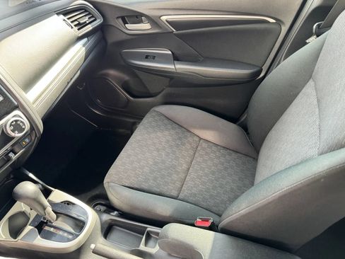 Used 2017 Honda Fit LX image 29