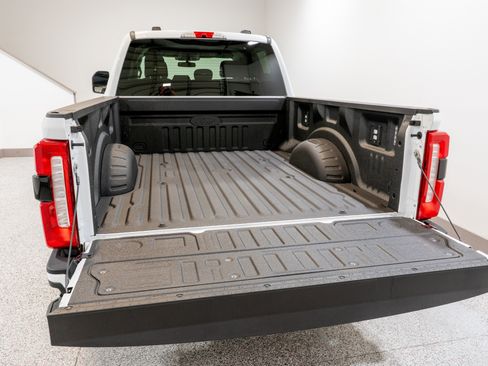 Used 2026 Ford F250 XLT w/ XLT Premium Package AWD/4WD image 11
