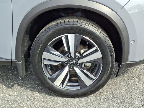 Used 2023 Nissan Rogue SL w/ SL Premium Package AWD/4WD image 8