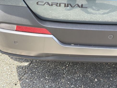 New 2026 Kia Carnival SX Prestige FWD image 18